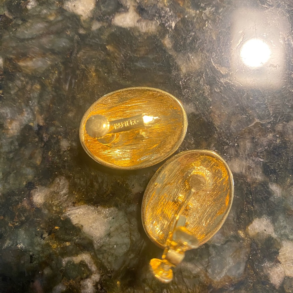 Vintage Napier Elegant Gold and Brown Clip On Earrings - Picture 3 of 3